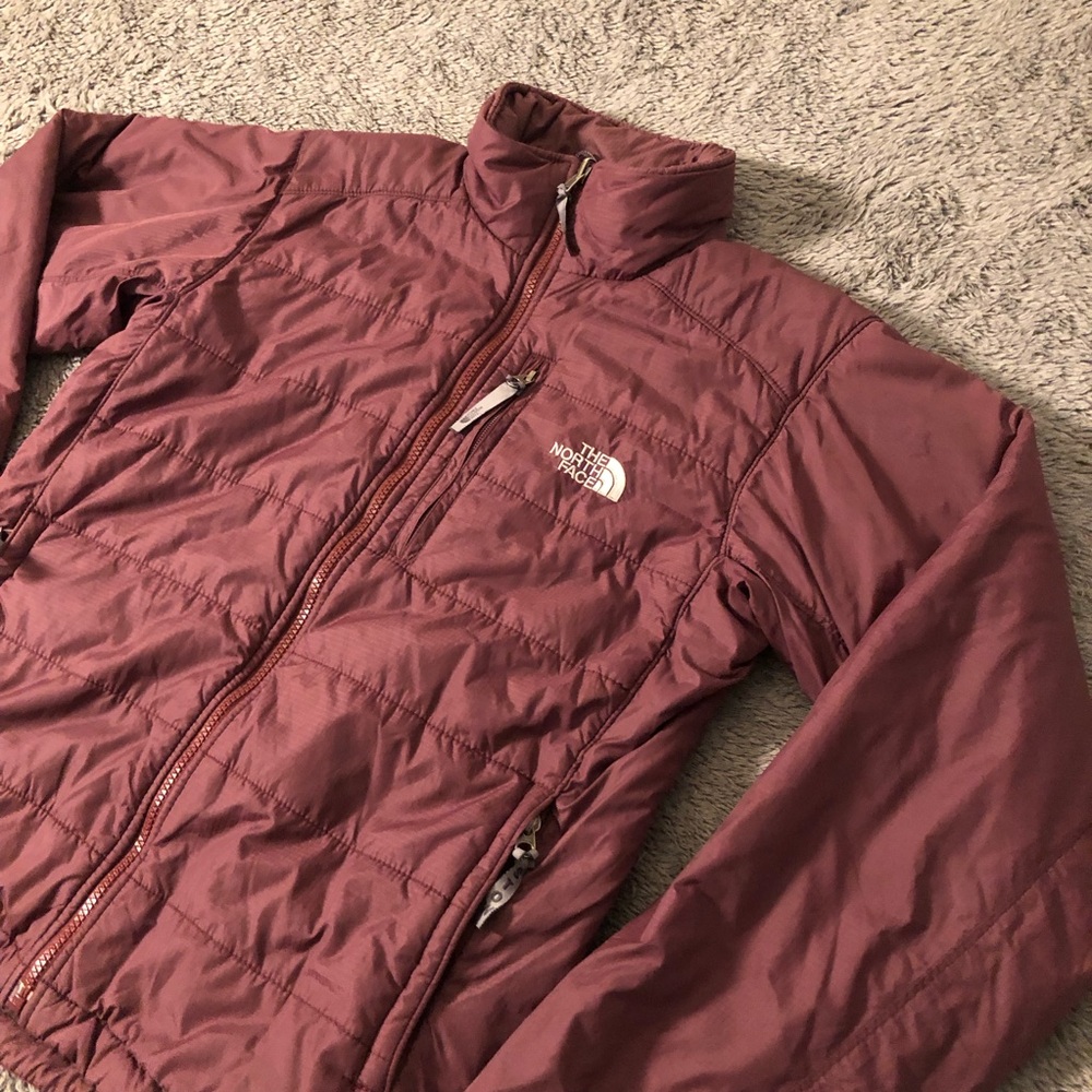 The North Face Women's Puffer Jacket - Burgundy - Picture 3 of 10